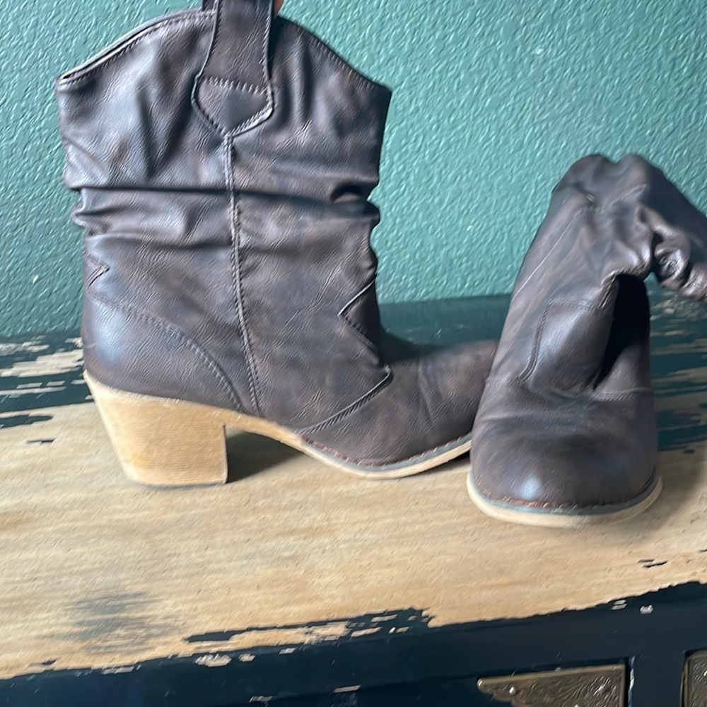 Brown Faux leather boots